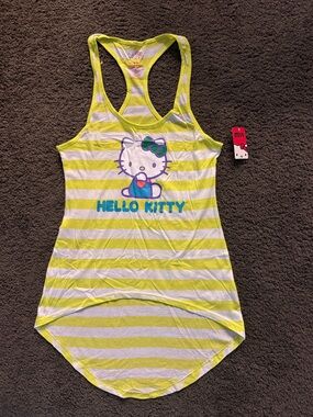Hello Kitty Red, White & Black Tag with Bow Graphic